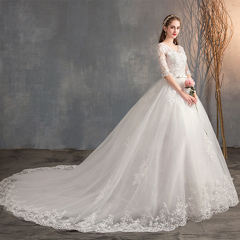 Robe de Mariée Princesse avec Traîne – Élégance et Raffinement ✨