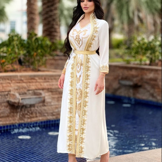 Caftan Royal Blanc & Doré – Élégance Majestueuse