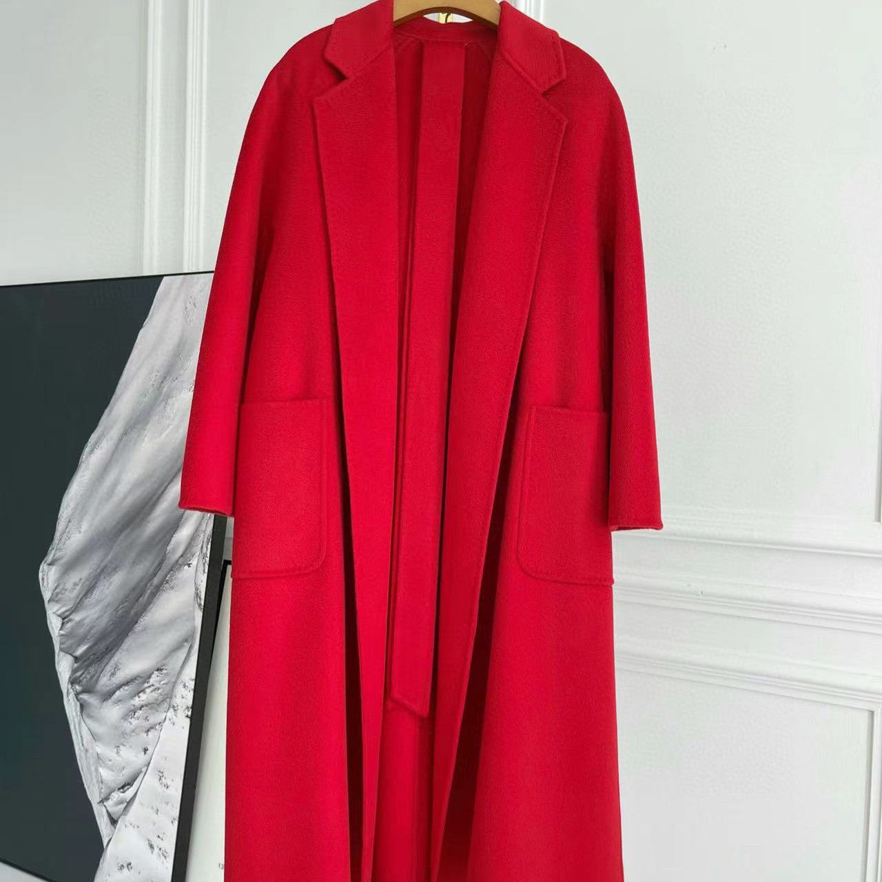 Manteau en Cachemire Ondulé Double Face – Élégance et Luxe