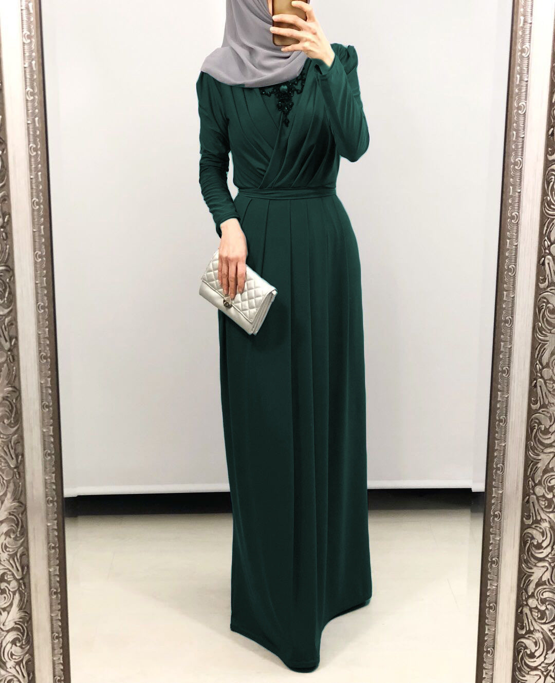 Robe Longue Unie Élégante – Modest Fashion & Chic