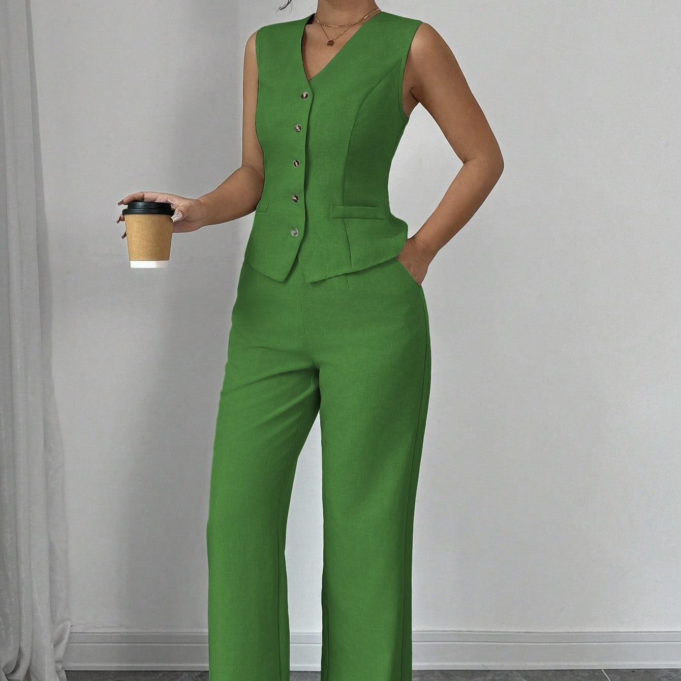 Ensemble Tailleur Luxe – Gilet Cintré & Pantalon Large | Élégance Minimaliste
