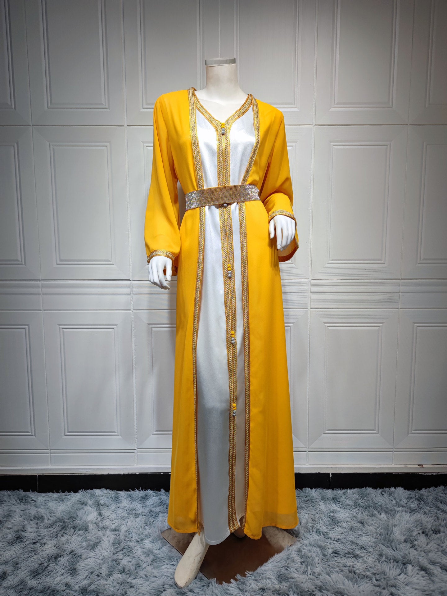 Robe Orientale Élégante – Style Chic & Raffiné
