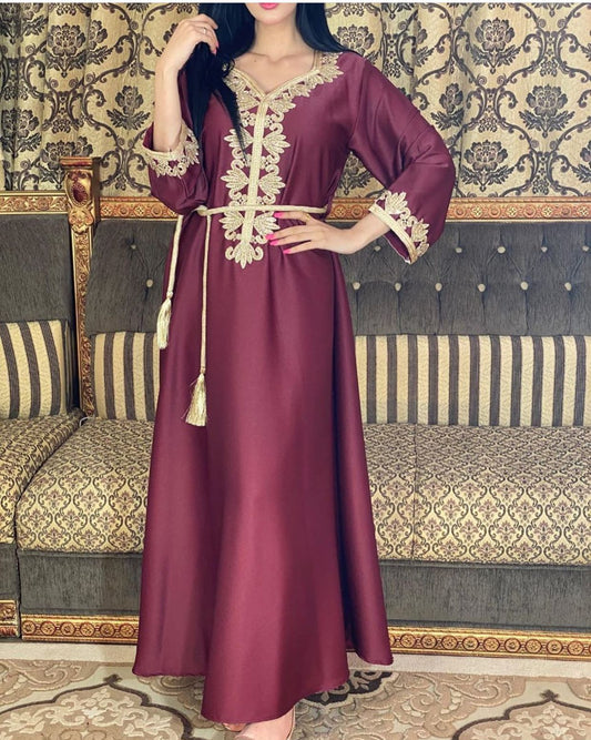Caftan Bordeaux Classique – Broderie Dorée Manuelle
