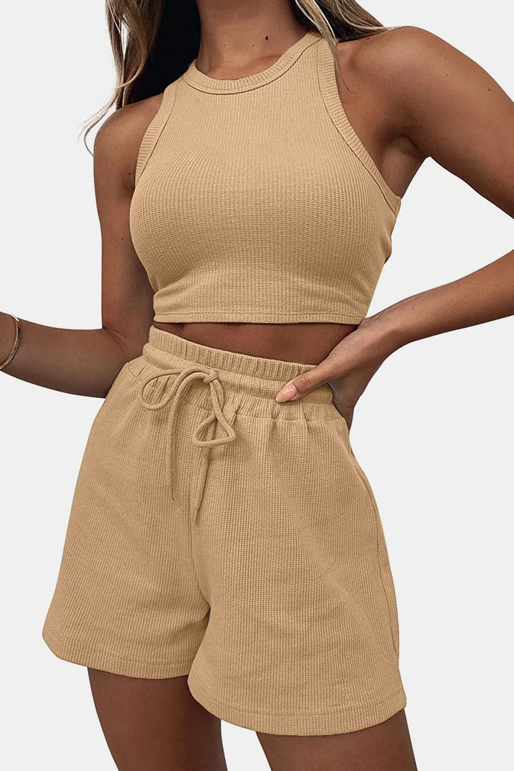 Ensemble 2 pièces côtelé vert – Crop top sport & short taille haute confort
