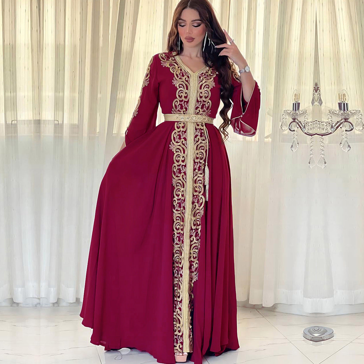 Robe Longue Élégante en Satin avec Ceinture