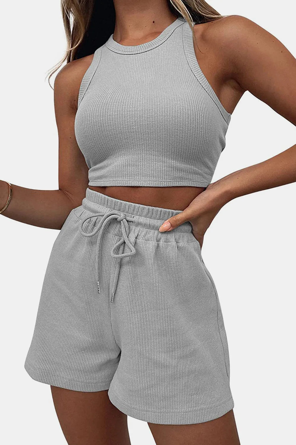 Ensemble 2 pièces côtelé vert – Crop top sport & short taille haute confort