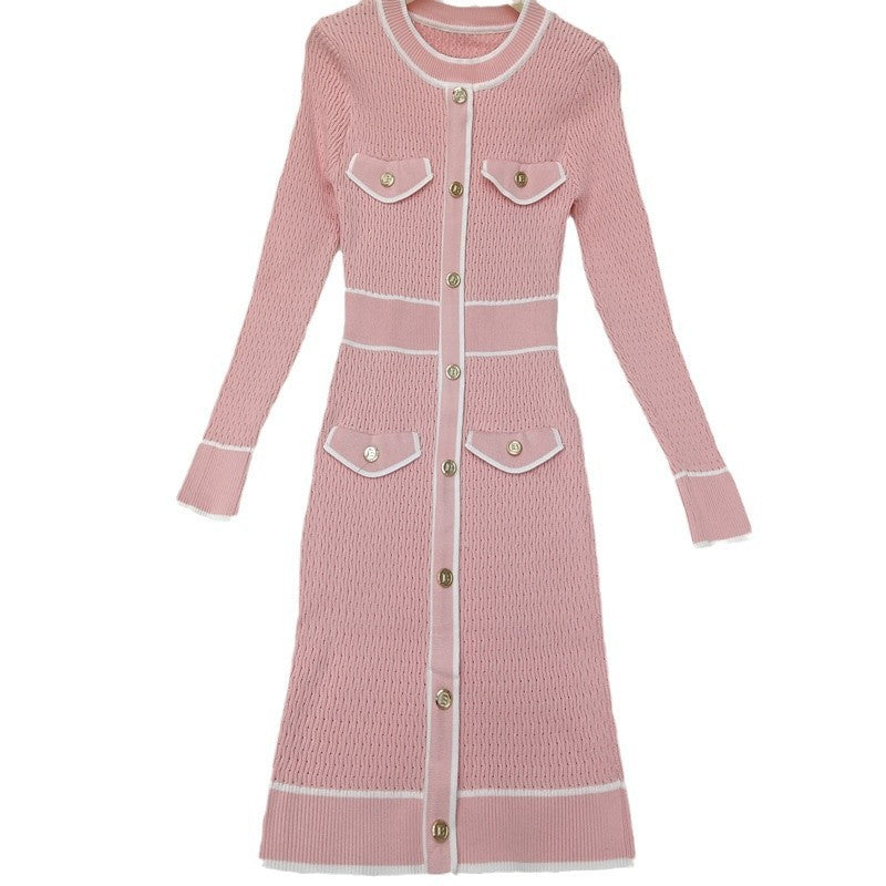 Robe Femme Noire Chic à Boutons Dorés – Style Élegant & Classy | Tenue Automne-Hiver