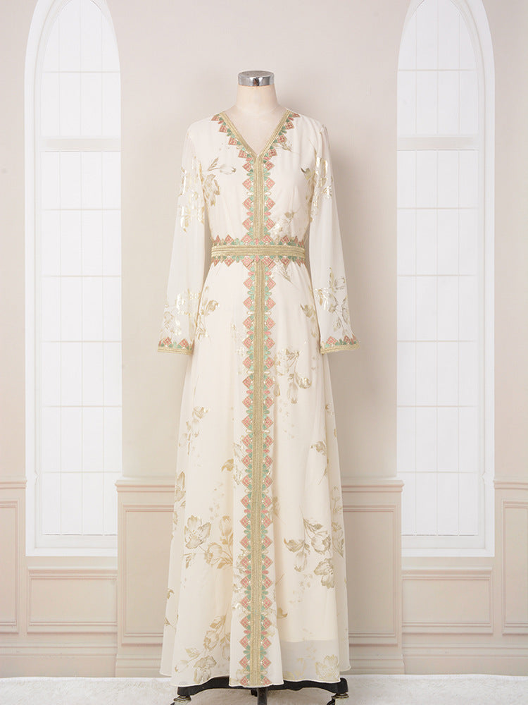 Robe Musulmane Brodée – Élégance Traditionnelle & Modernité