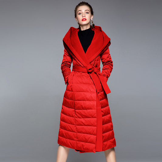 Manteau Long d’Hiver avec Capuche – Élégance et Chaleur