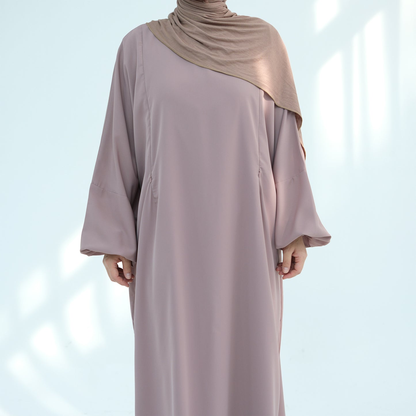 Abaya Dubaï Chic – Combinaison fluide avec hijab assorti | Élégance pudique & moderne