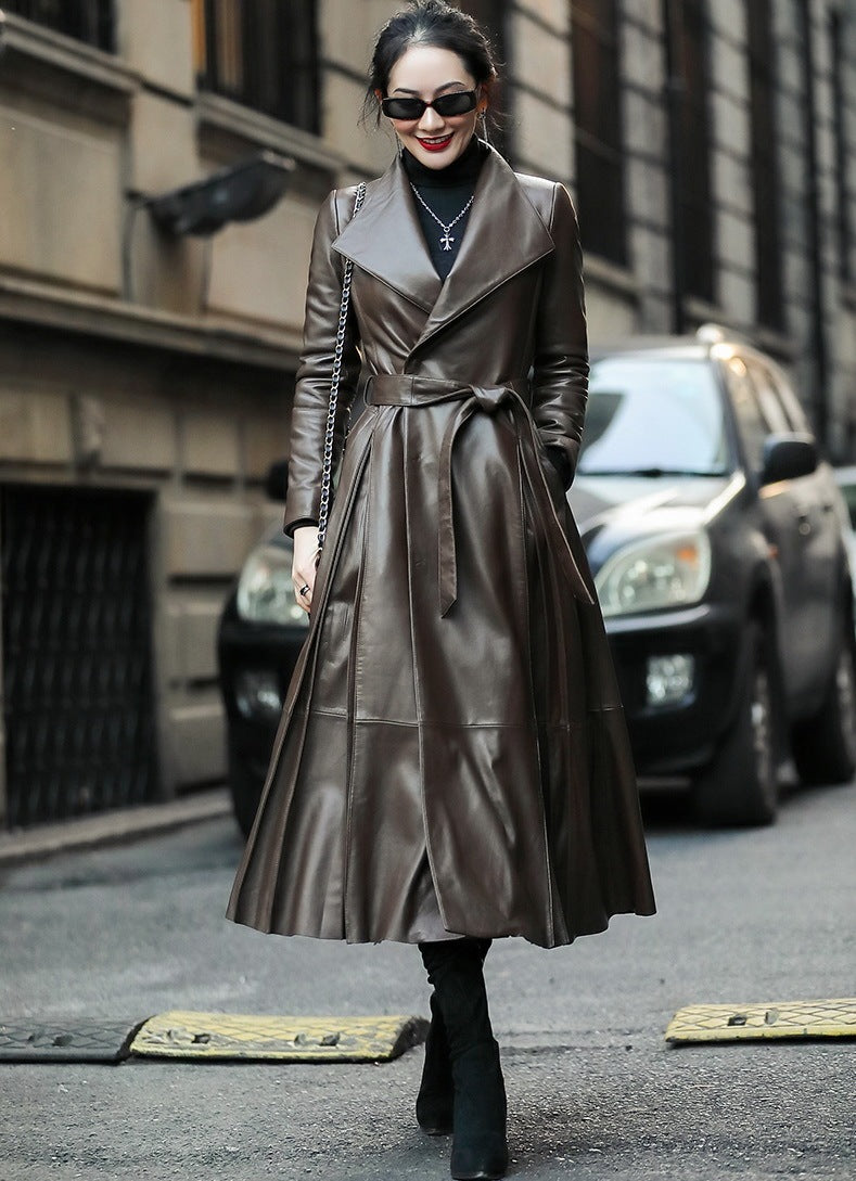 Manteau Ceinturé en Cuir Véritable – Élégance et Puissance