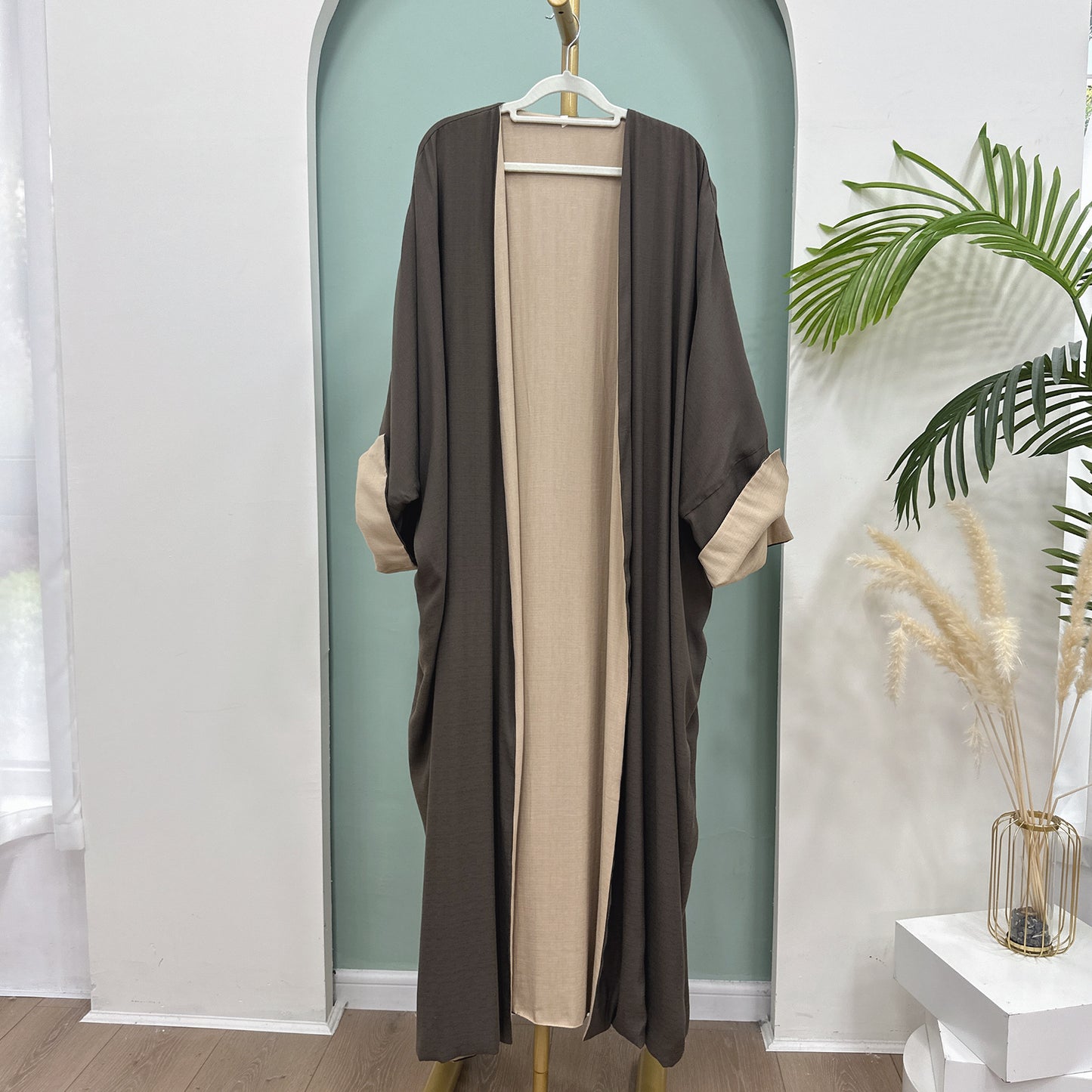 Abaya Bicolore Élégante – Bleu Marine & Bleu Ciel