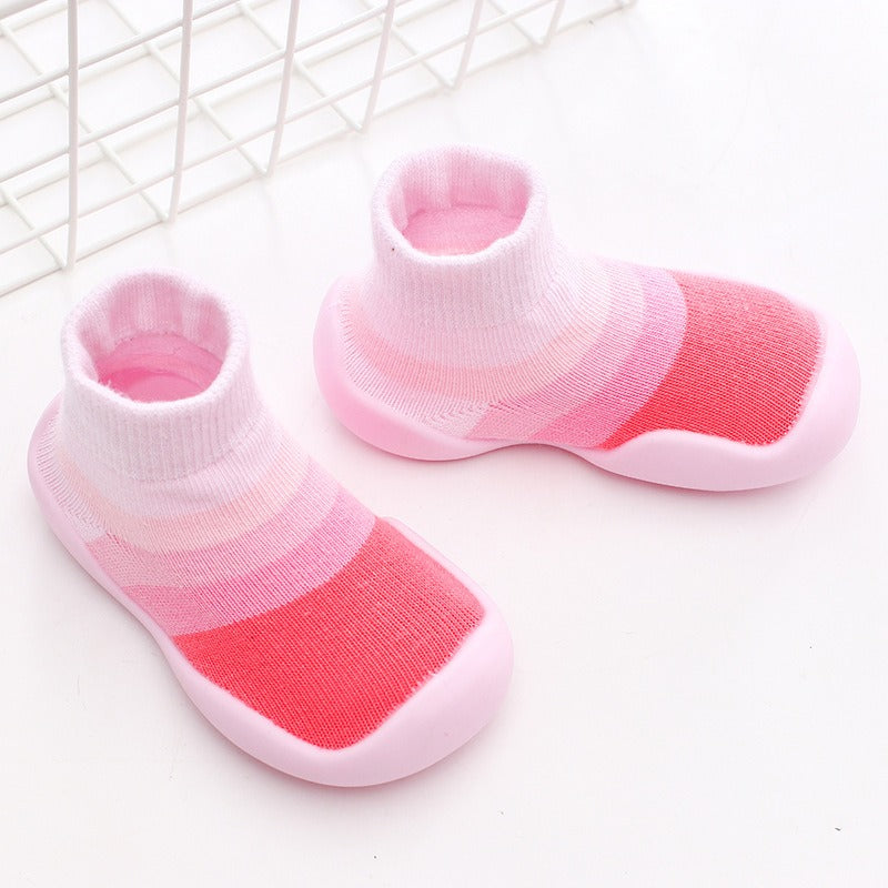 Chaussons‑chaussettes bébé antidérapants – Maille douce & semelle souple pour premiers pas