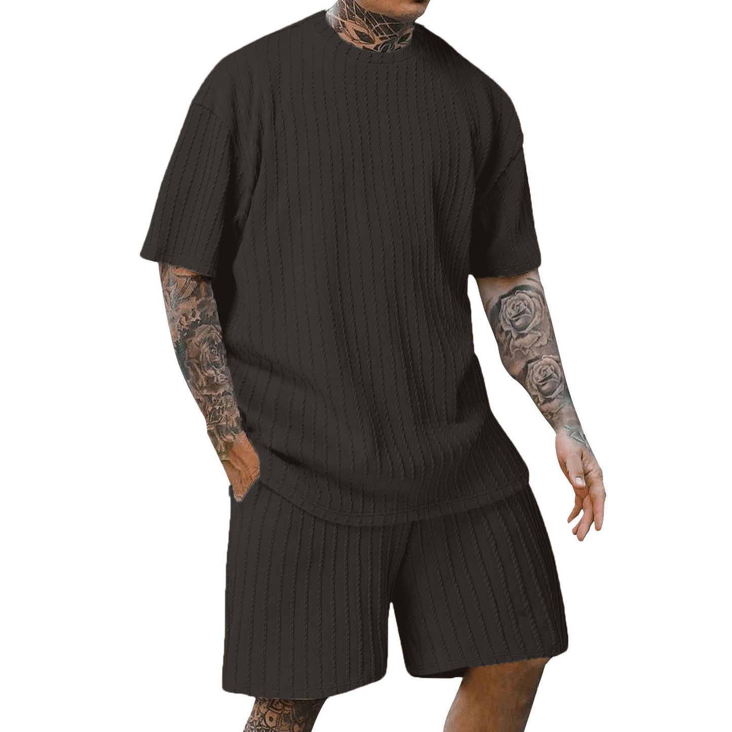Ensemble Homme Décontracté Été - T-shirt Col Rond & Short Motif Rayé | Look Sport & Tendance 2025