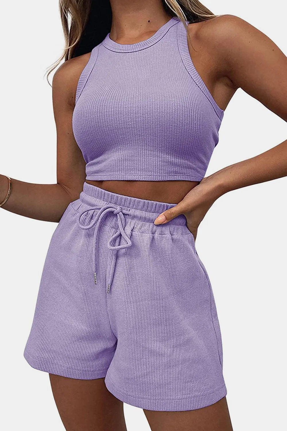Ensemble 2 pièces côtelé vert – Crop top sport & short taille haute confort