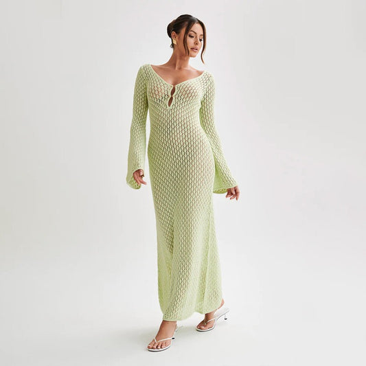 Robe Longue en Crochet – Élégance Naturelle versatile beach cover up, elegant and sophisticated beach sun protection suit