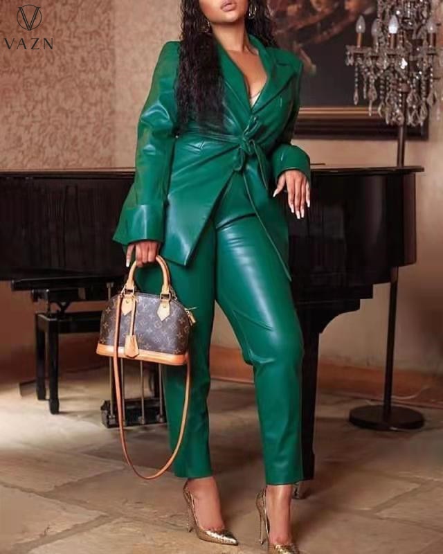 Costume Femme Luxe Simili Cuir – Blazer Cintré + Pantalon Tailleur Chic Vert Émeraude