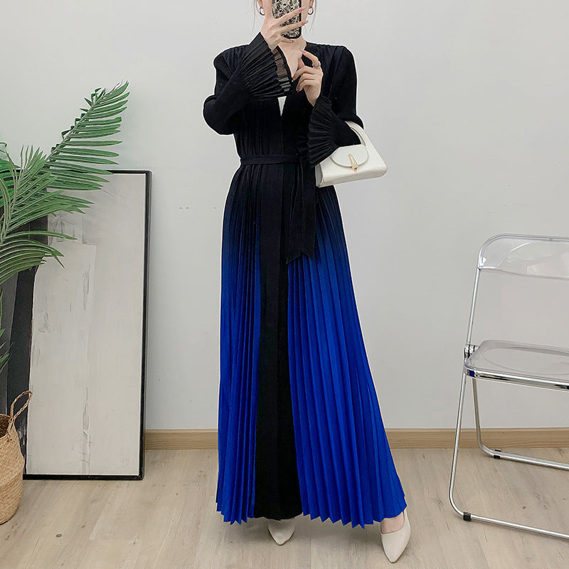 Abaya plissée élégante – Dégradé noir & bleu fumé 2025 Robe Longue Dégradée Plissée – Élégance Fluide & Moderne