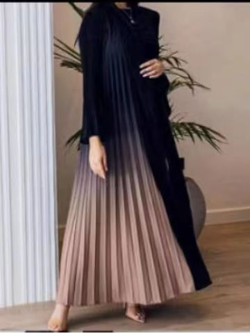 Abaya plissée élégante – Dégradé noir & bleu fumé 2025 Robe Longue Dégradée Plissée – Élégance Fluide & Moderne