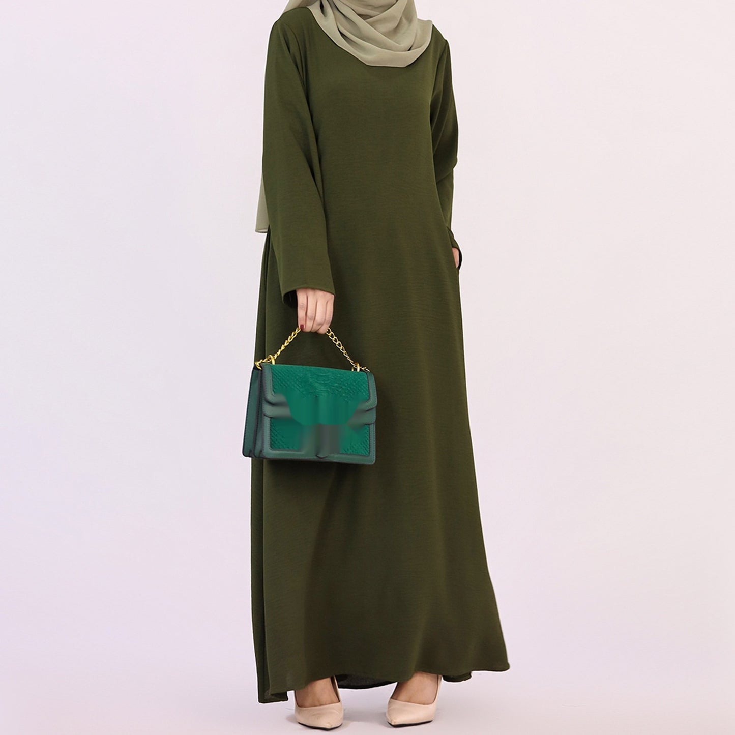 Abaya Fluide Luxe – Confort & Élégance au Quotidien