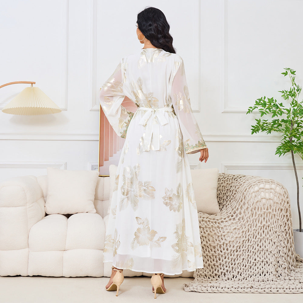 Caftan Blanc Brodé Doré – Élégance Orientale Luxe