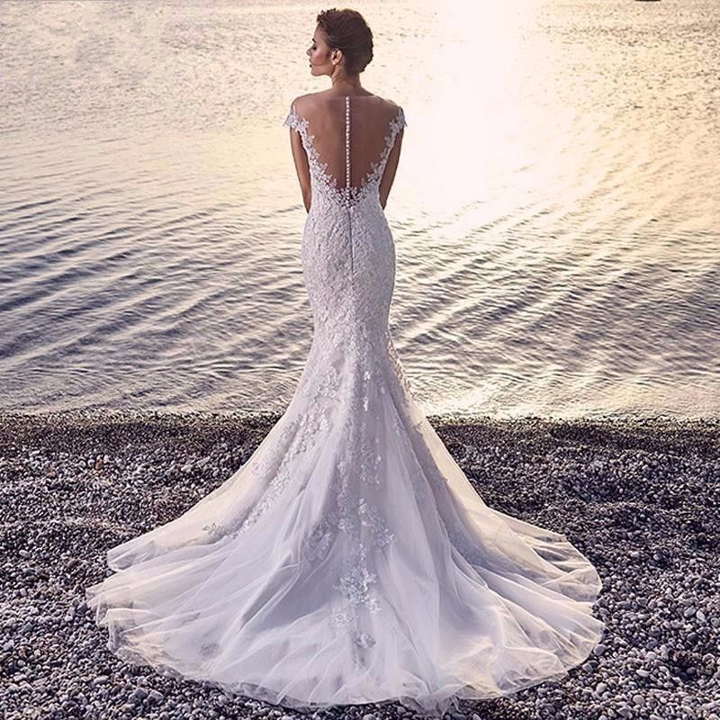 Robe de Mariée Sirène Élégante – Dentelle & Glamour pour le Jour J ✨