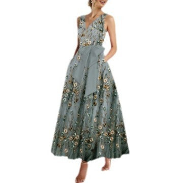 Robe Longue Évasée à Fleurs avec Ceinture – Élégance Printanière