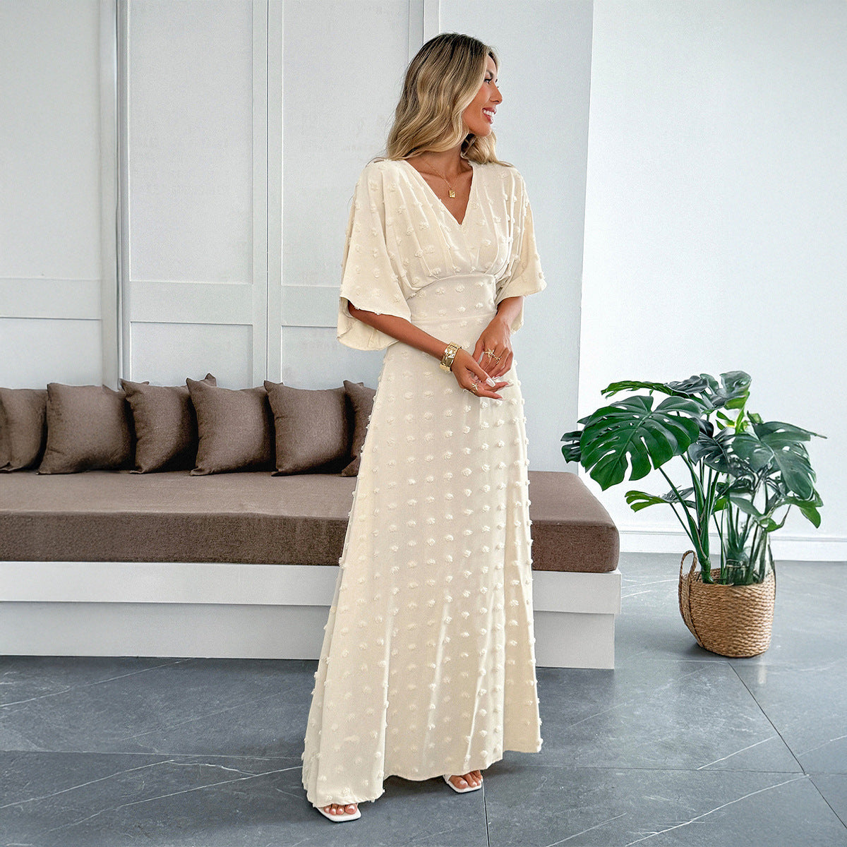 Robe Longue Élégante – Chic & Intemporelle