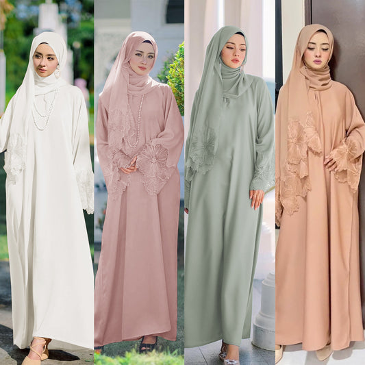 Abaya Élégante Brodée – Manches Florales & Coupe Modeste Chic