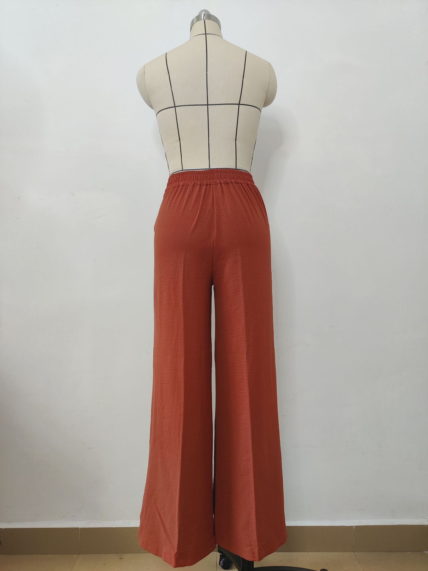 Pantalon Ample Plissé Femme – Élégance et Confort au Quotidien